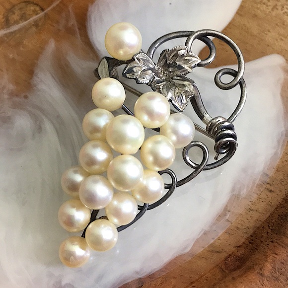 🖤Vtg 60s Pearls grape sterling silver brooch